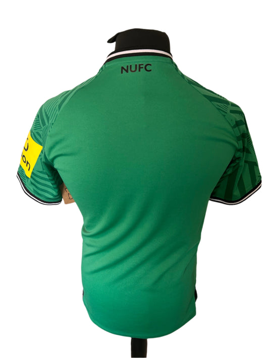 Newcastle United 2023-24 Away Football Shirt Small Castore