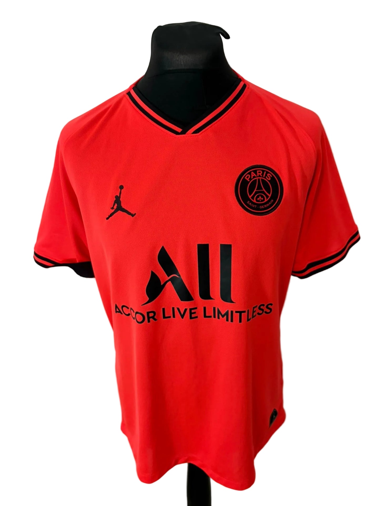 PSG, Paris Saint Germain 2019-20 away football shirt, orange, medium, Nike, Kylian Mbappe, front