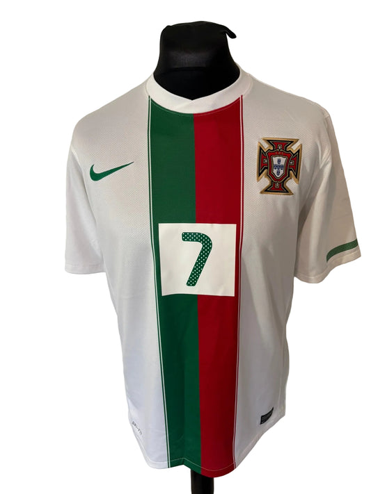 Portugal 2010-11 away football shirt, white, medium, Nike, Cristiano Ronaldo, front