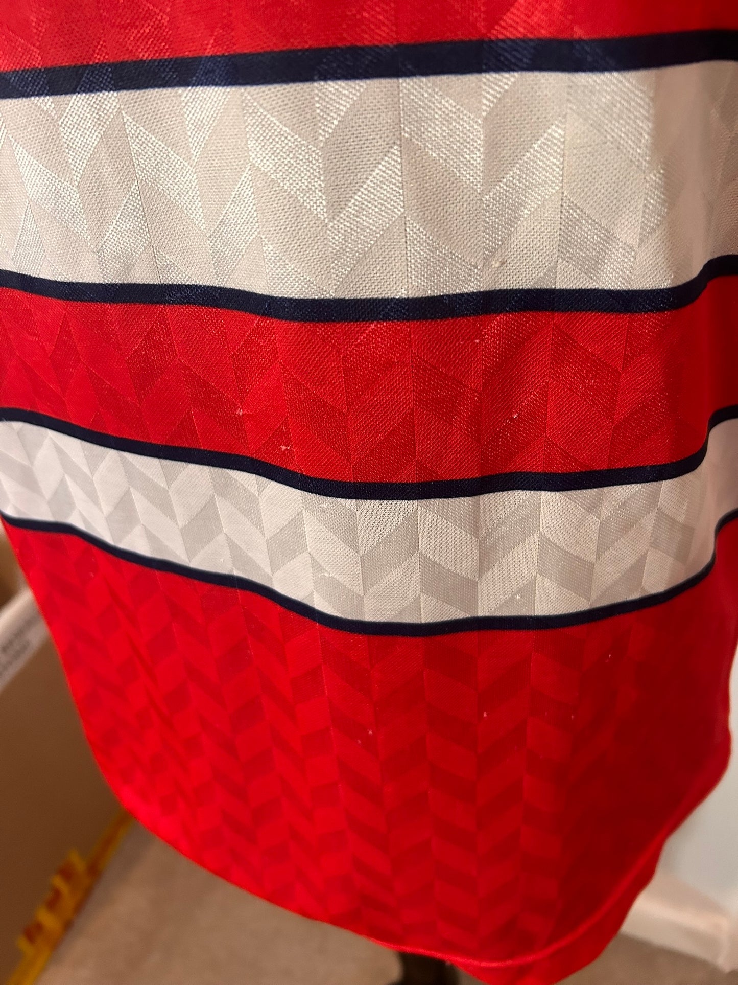 Denmark 1988 Home Football Shirt Medium Hummel
