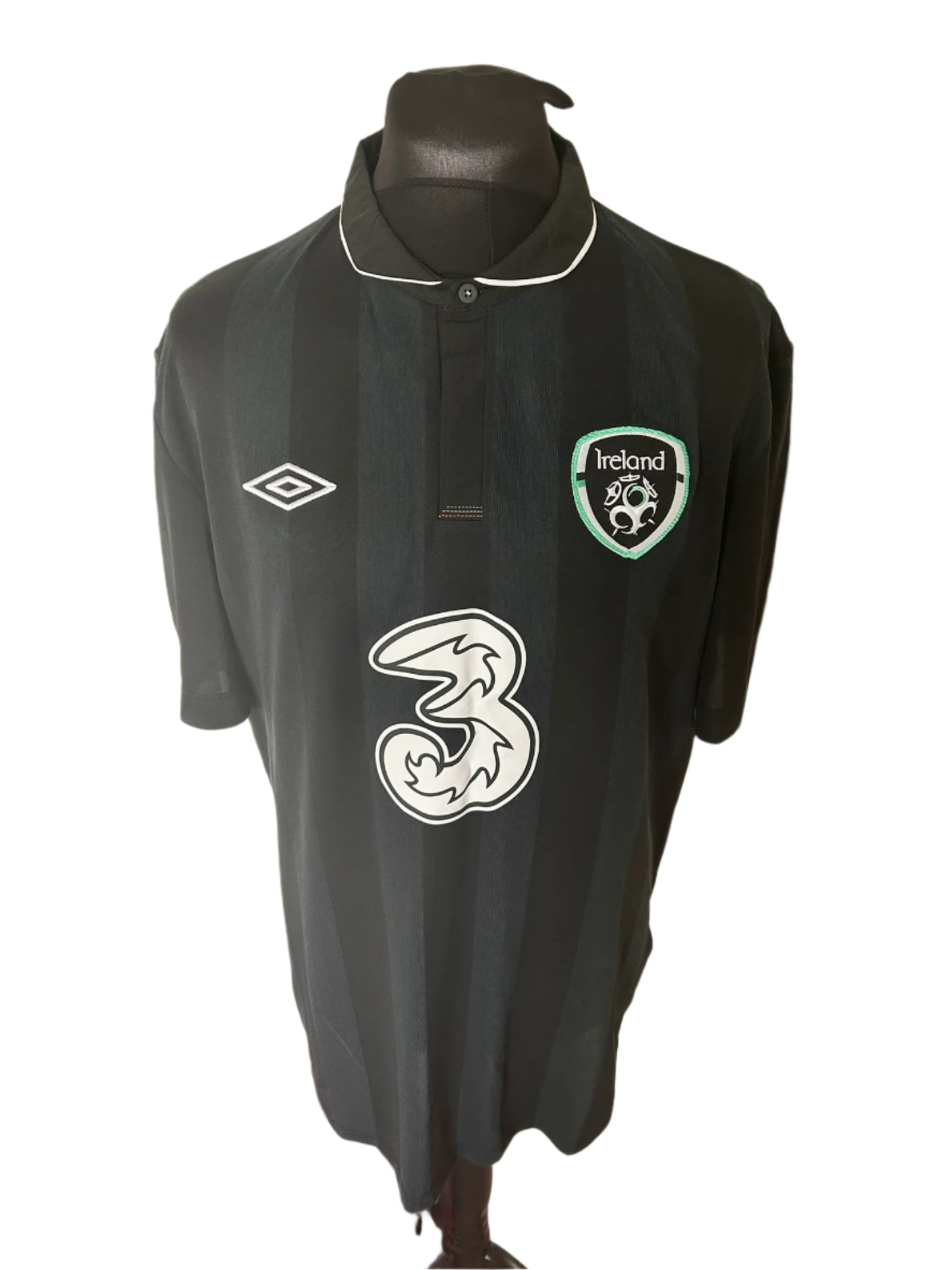 Republic of Ireland 2013-14 Away Football Shirt Extra Large XL 48 Umbro