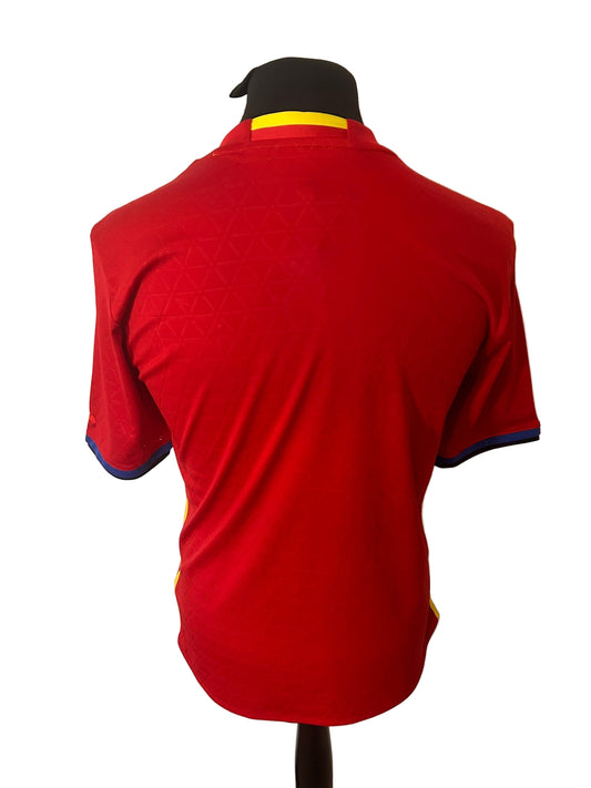 Spain 2016-17 home football shirt, Adidas, small, red, back