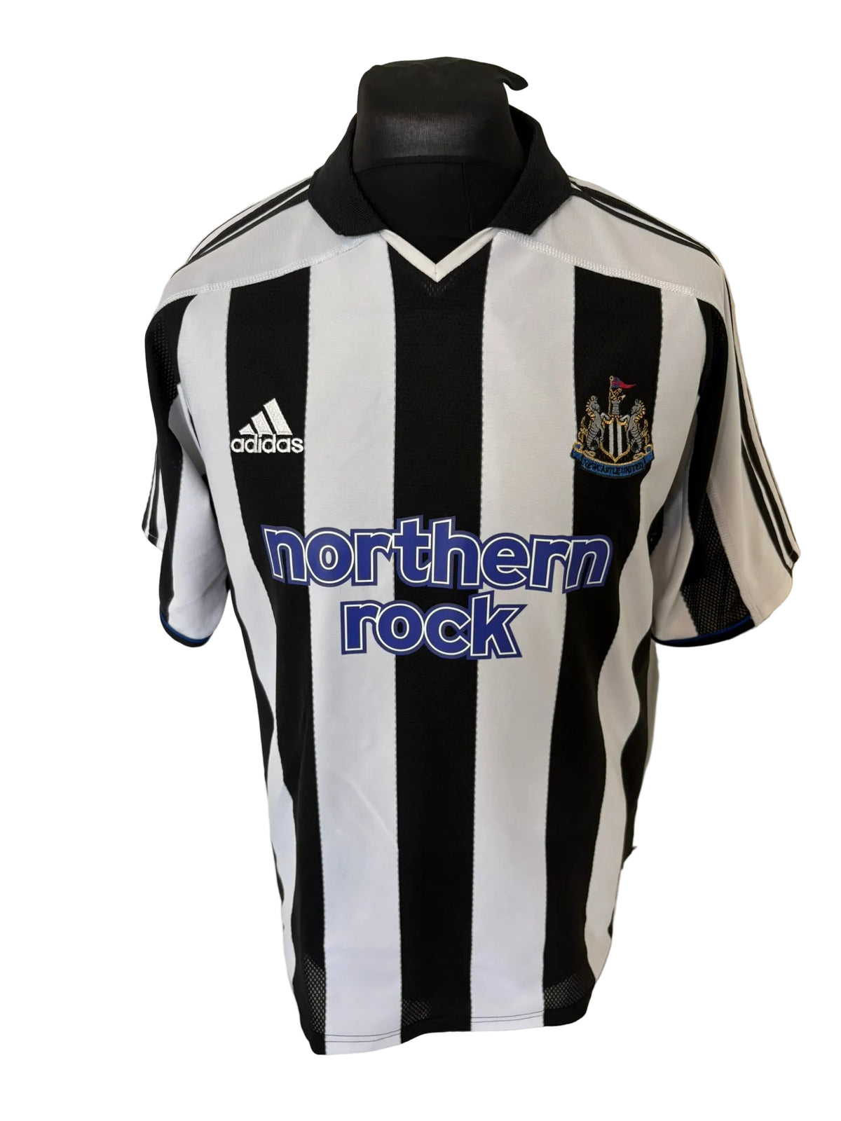 Newcastle 2003-05 home football shirt, black and white, medium, Adidas, Alan Shearer, front
