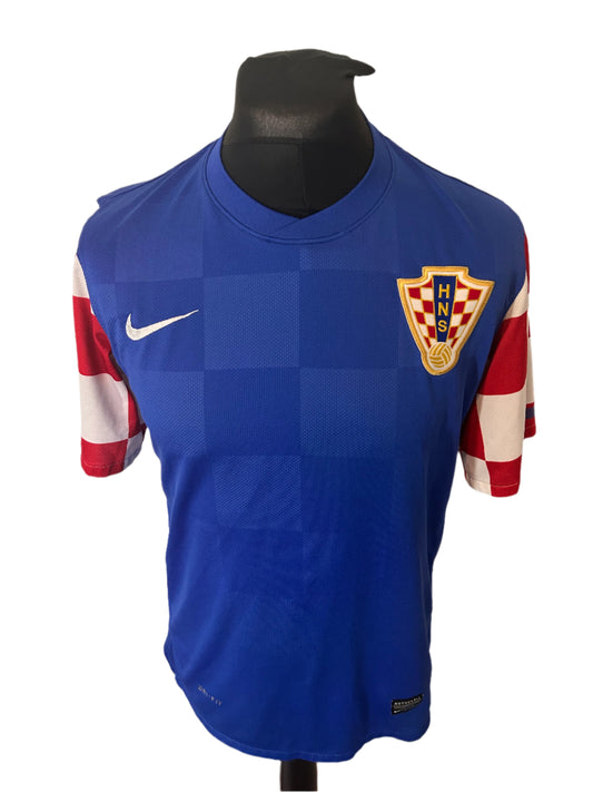 Croatia 2010-12 Away Football Shirt Medium Nike