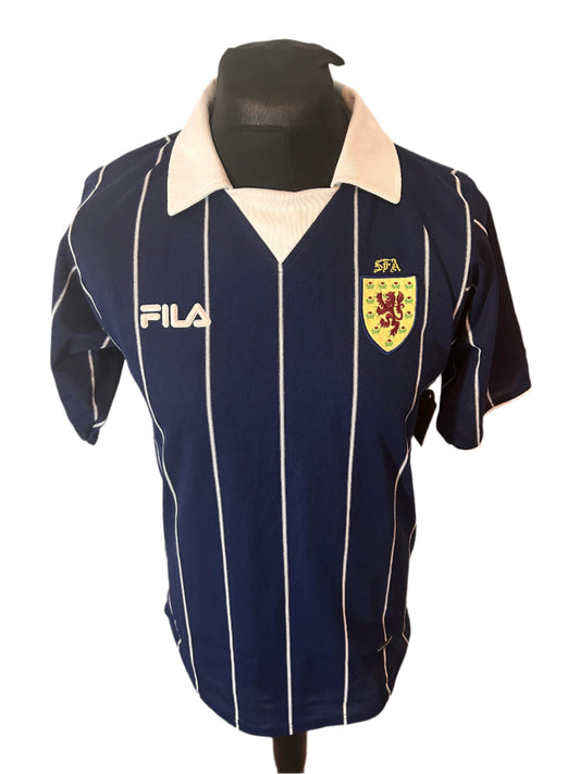 Scotland 2002-03 Home Football Shirt Medium Fila