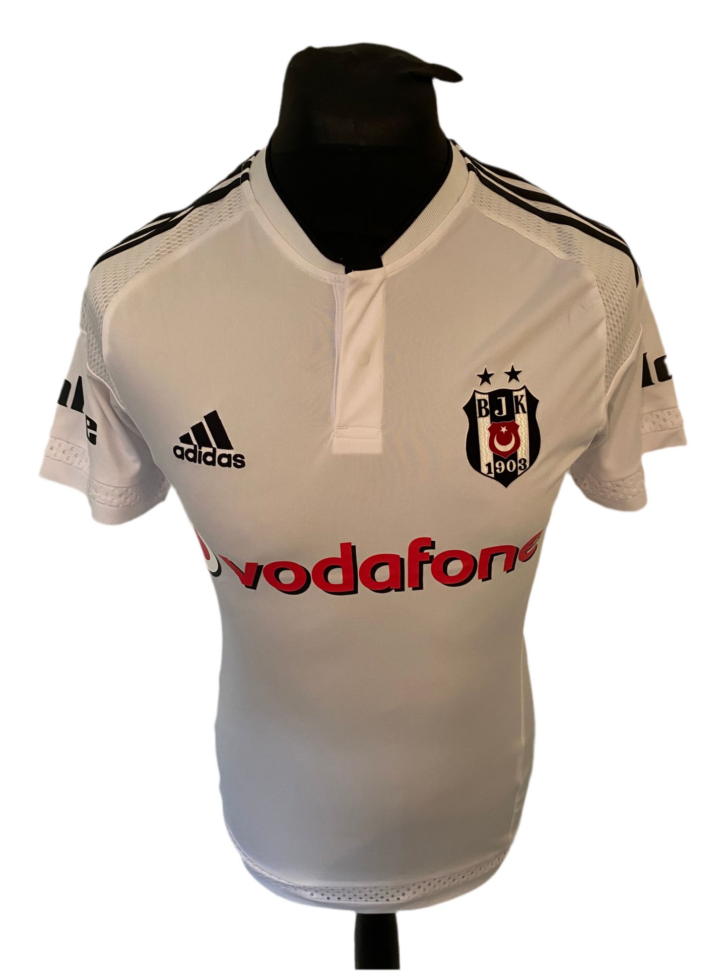 Besiktas 2015-16 Home Football Shirt Small Adidas