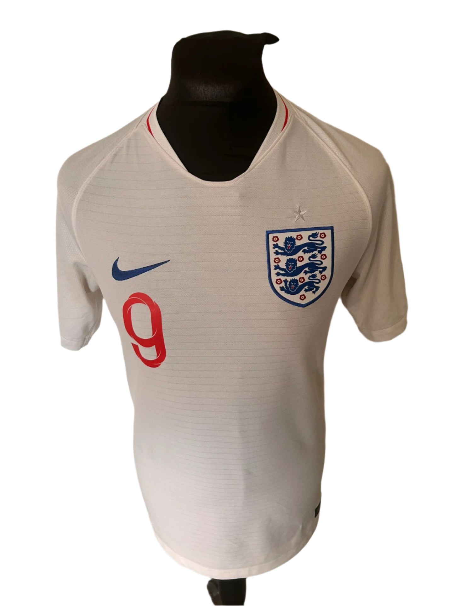 England Harry Kane 2018-19 Home Football Shirt Small Nike