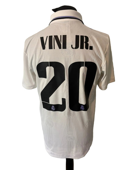 Real Madrid 2022-23 home football shirt, white, medium, Adidas, Vinicius Jr., back