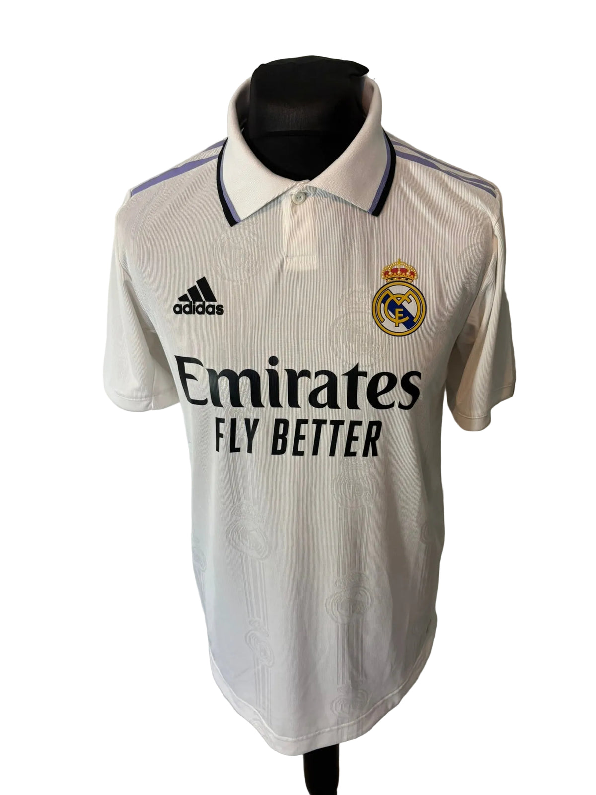 Real Madrid 2022-23 home football shirt, white, medium, Adidas, Vinicius Jr., front