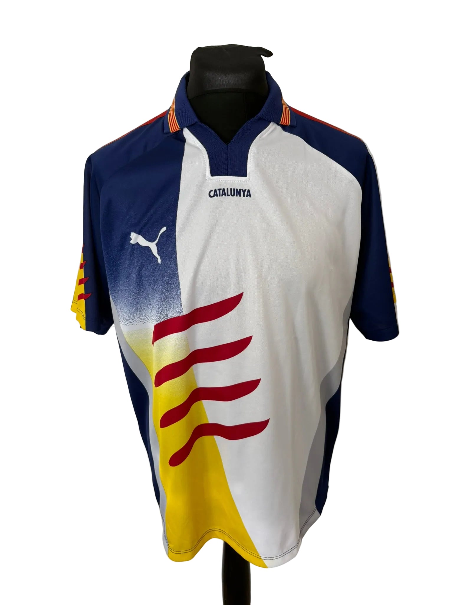 Catalunya 2002 home football shirt, white, medium, Puma, front
