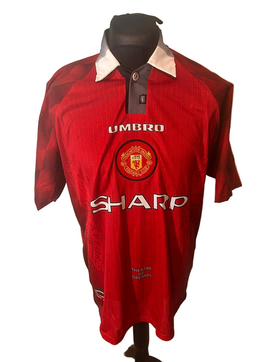 Manchester United 1996-98 home football shirt, Umbro, extra large, XL, red, Eric Cantona, front