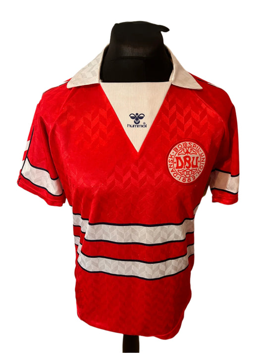 Denmark 1988 Home Football Shirt Medium Hummel