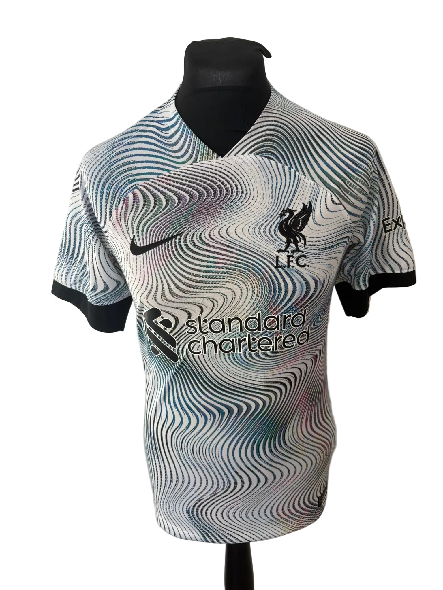 Liverpool 2022-23 away football shirt, white, small, Nike, Roberto Firmino, front