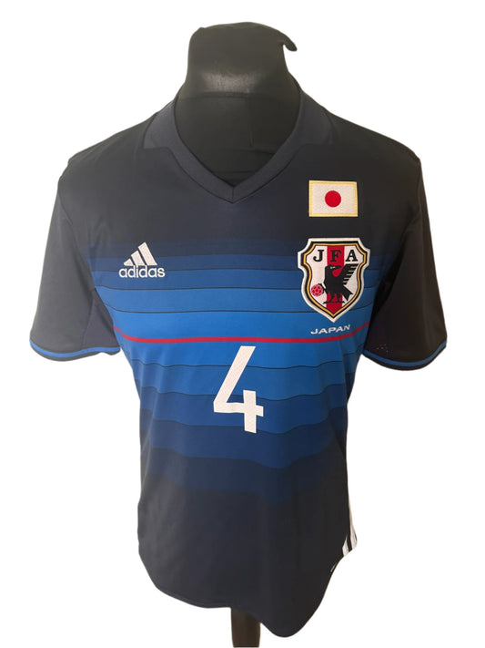Japan Keisuke Honda 2016-17 Home Football Shirt Medium Adidas