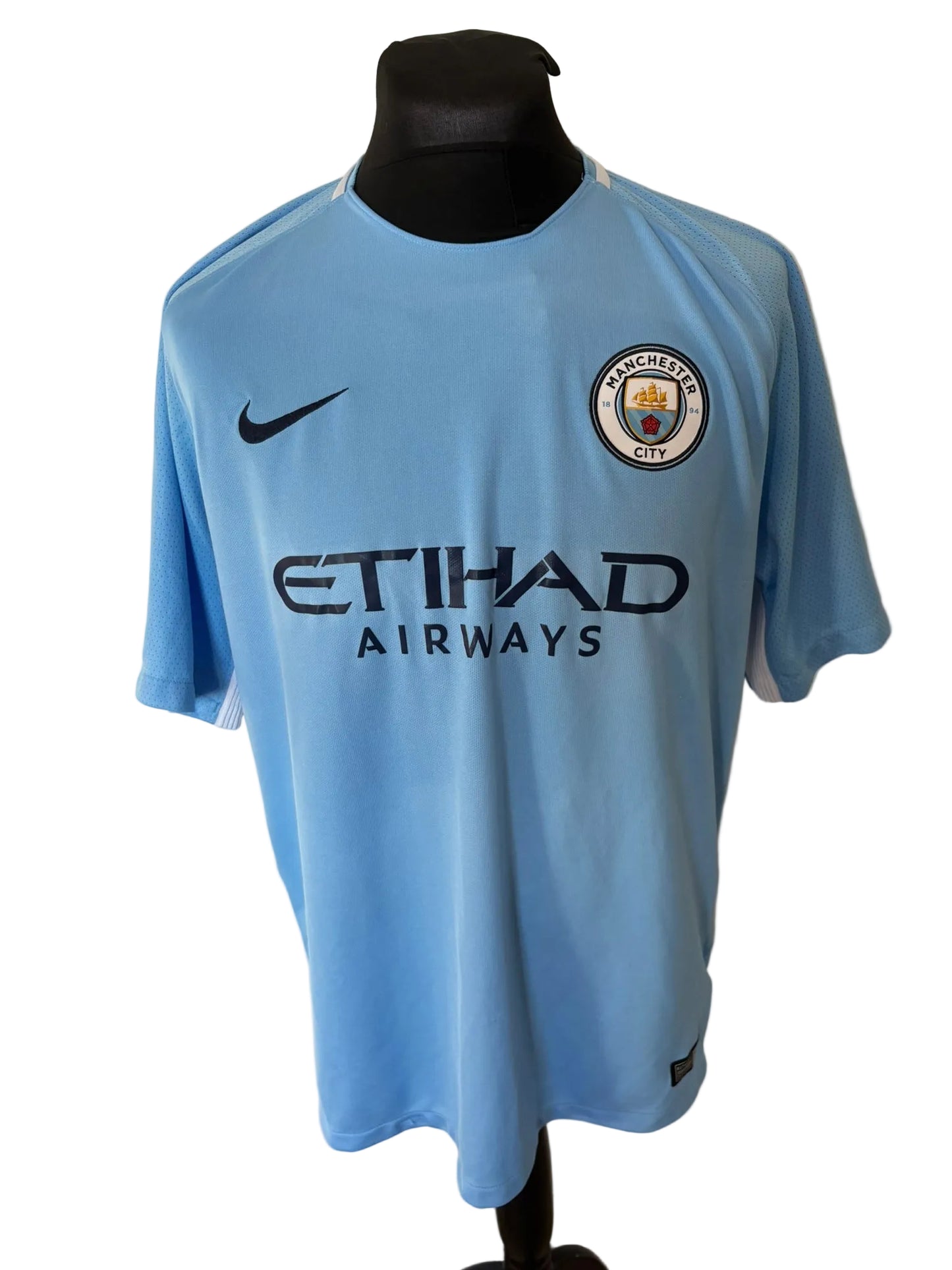 Manchester City 2017-18 home football shirt, blue, Extra Large, XL, Nike, Sergio Aguero, front