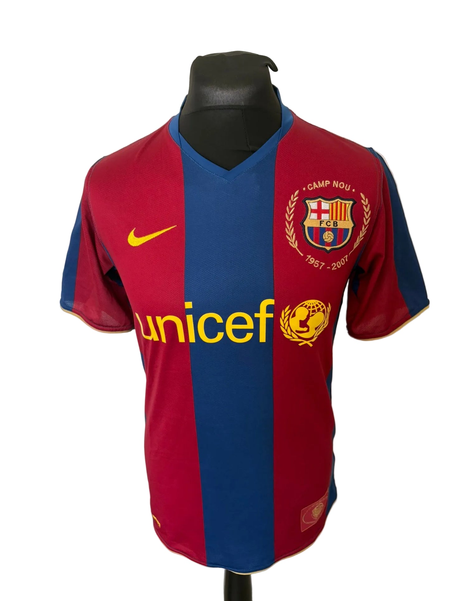 Barcelona 2007-08 home football shirt, blue and red, small, Nike, Ronaldinho, front
