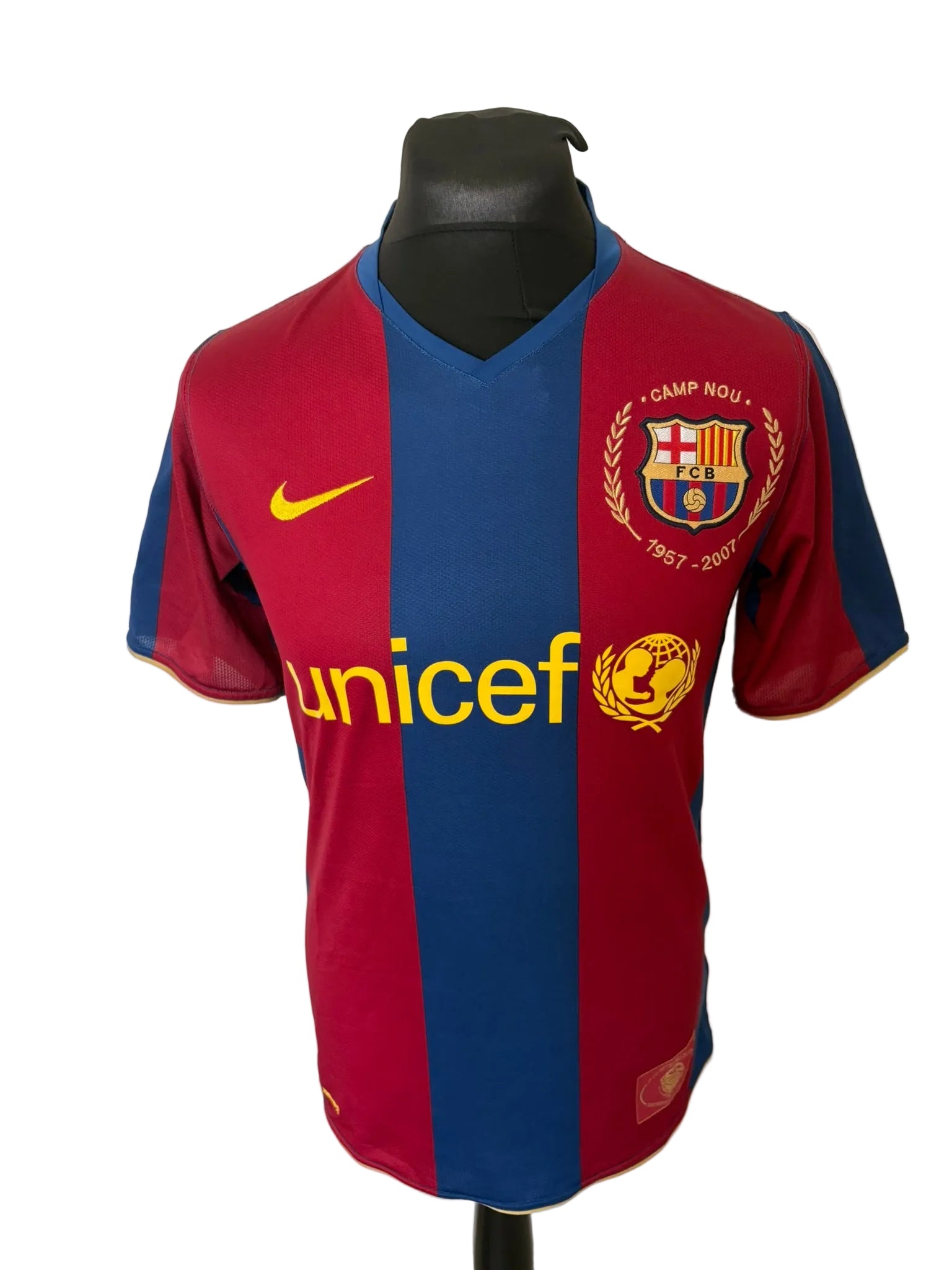 Barcelona 2007-08 home football shirt, blue and red, small, Nike, Ronaldinho, front