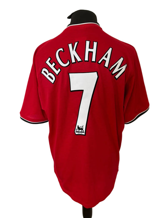 Manchester United 2000-02 home football shirt, red, Large, Umbro, David Beckham, back