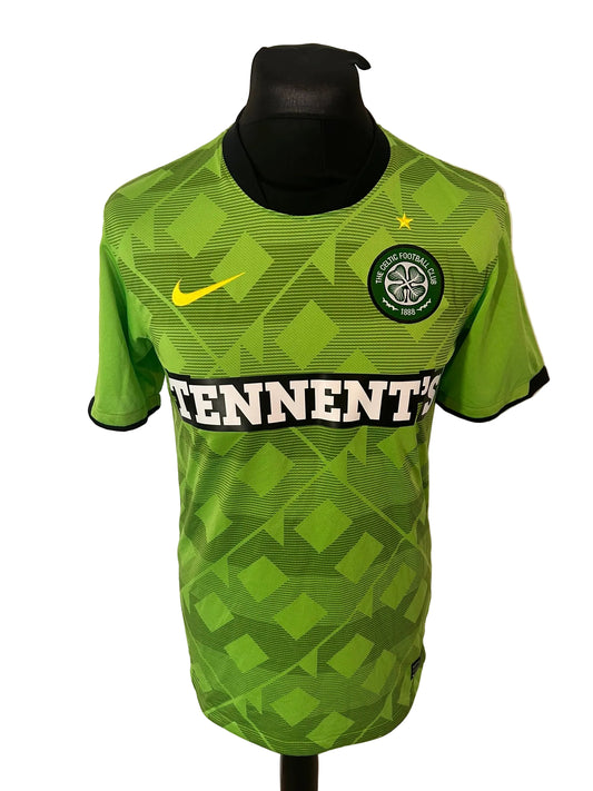 Celtic 2010-11 away football shirt, green, small, Nike, front