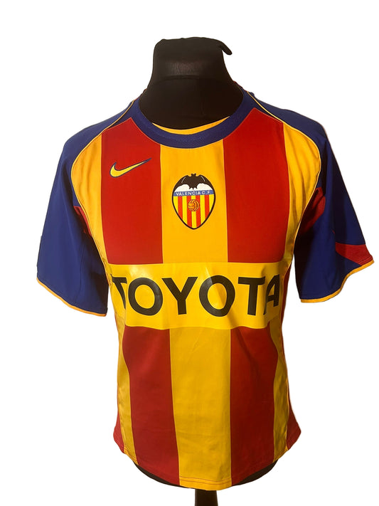Valencia 2004-05 third football shirt, Nike, small, red and yellow, David Villa, front
