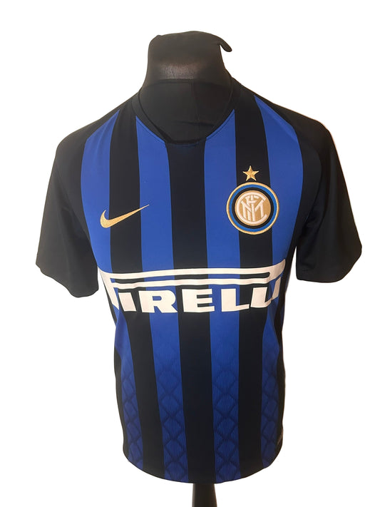 Inter Milan 2018-19 home football shirt, Nike, small, black and blue, Lautaro Martinez, front