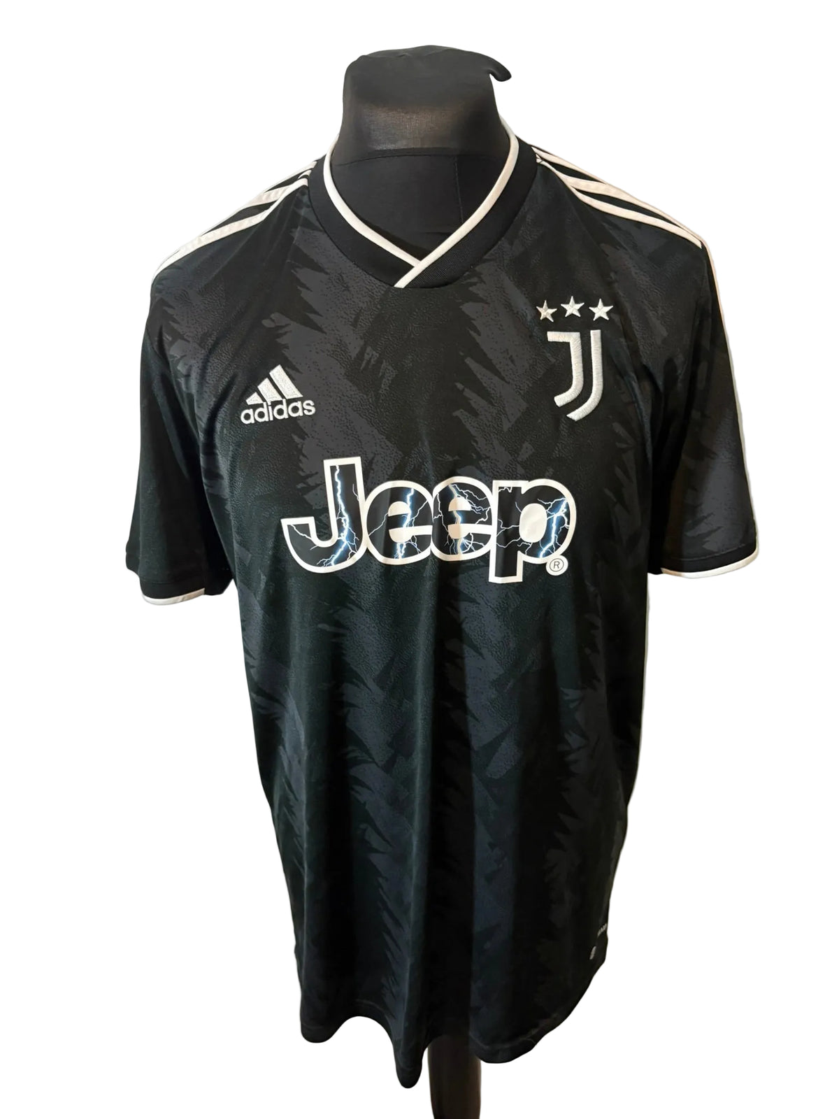 Juventus 2022-23 away football shirt, black, Large, Adidas, front