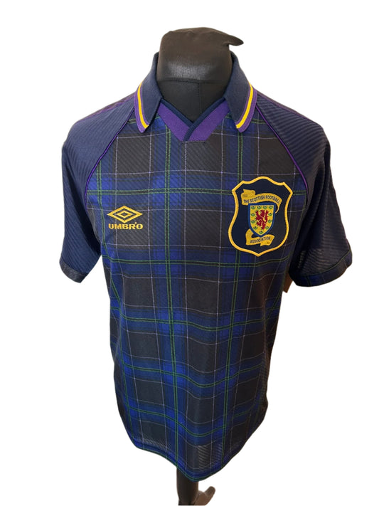 Scotland 1994-96 Home Football Shirt Medium Umbro