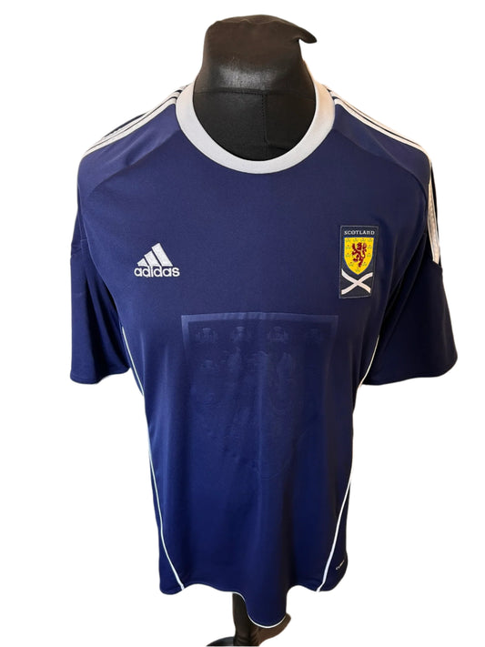 Scotland 2010-11 Home Football Shirt Large Adidas