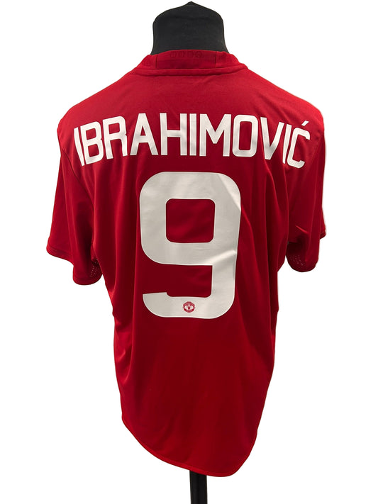 Manchester United 2016-17 home football shirt, red, large, Adidas, Zlatan Ibrahimovic, back