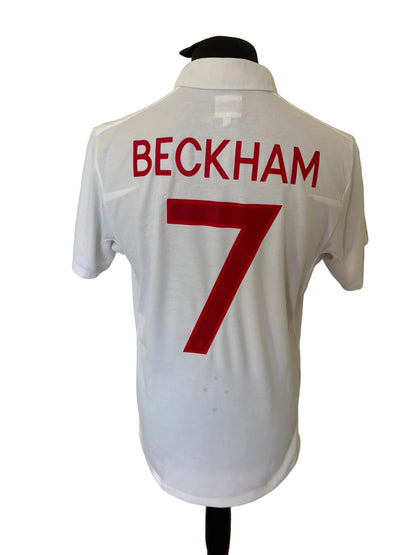 England 2009-10 home football shirt, white, medium, Umbro, David Beckham, back