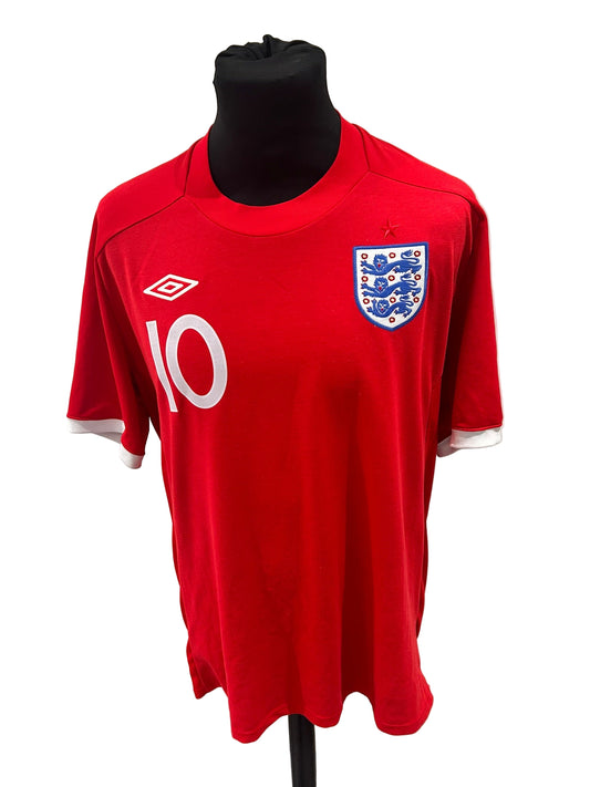 England 2010-11 away football shirt, red, large, Umbro, Wayne Rooney, front
