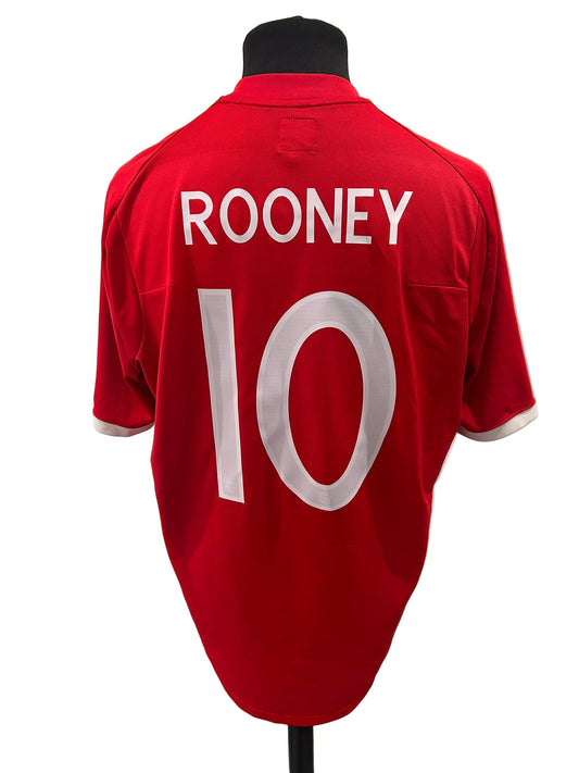 England 2010-11 away football shirt, red, Extra Large, XL , Umbro, Wayne Rooney, back