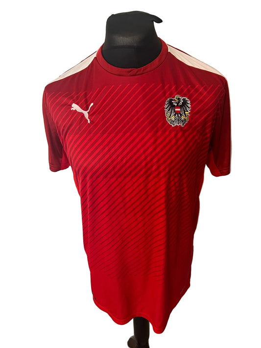 Austria 2016-17 home football shirt, red, Large, Puma,front