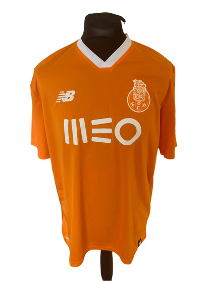 Porto 2017-18 Away Football Shirt Extra Large XL New Balance