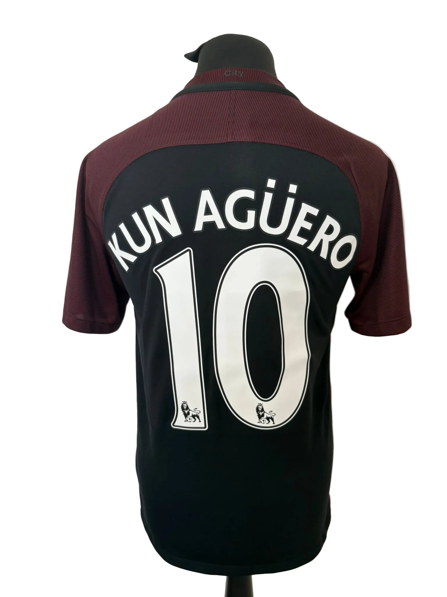 Manchester City 2016-17 away football shirt, black, small, Nike, Sergio Aguero, back