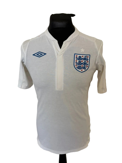 England 2010-11 home football shirt, white, small, Umbro, front
