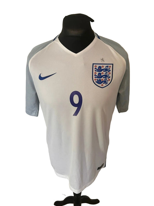 England 2016-17 home football shirt, white, medium, Nike, Harry Kane, front