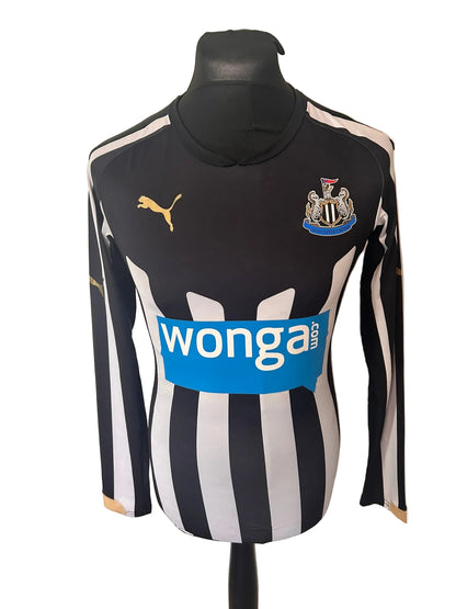 Newcastle United 2014-15 home football shirt, black and white, medium, Puma, Fabricio Coloccini, front