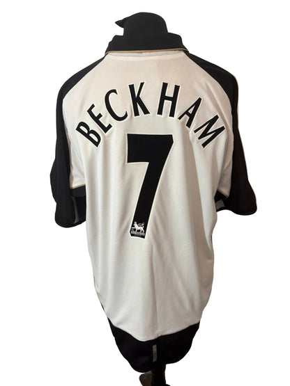 Manchester United 2001-02 away football shirt, white, XXL, Umbro, David Beckham, back