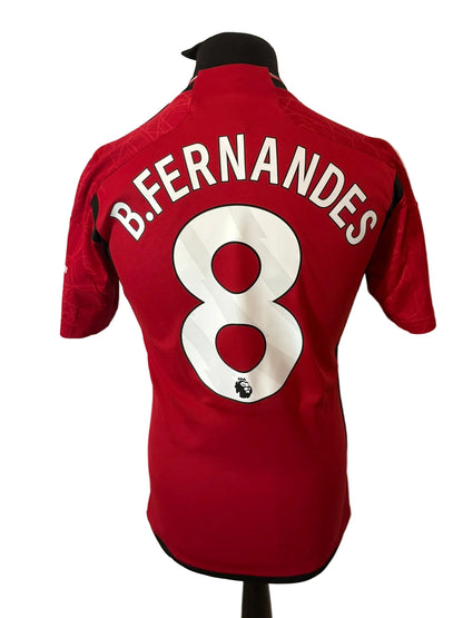 Manchester United 2023-24 home football shirt, red, small, Adidas, Bruno Fernandes, back
