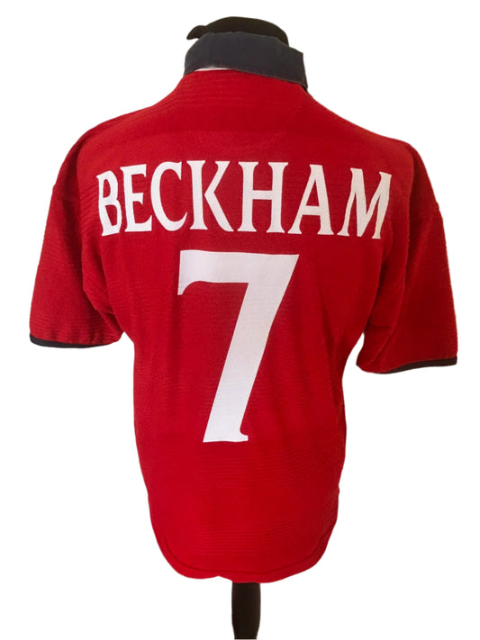 England David Beckham 1999-01 Away Football Shirt Medium Umbro