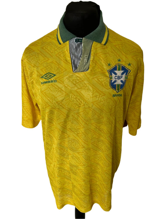 Brazil 1991-93 Home Football Shirt Large Umbro