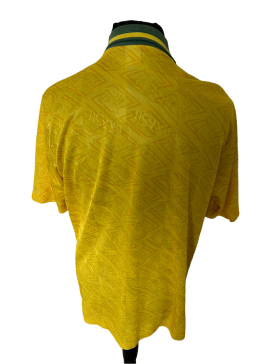 Brazil 1991-93 Home Football Shirt Large Umbro