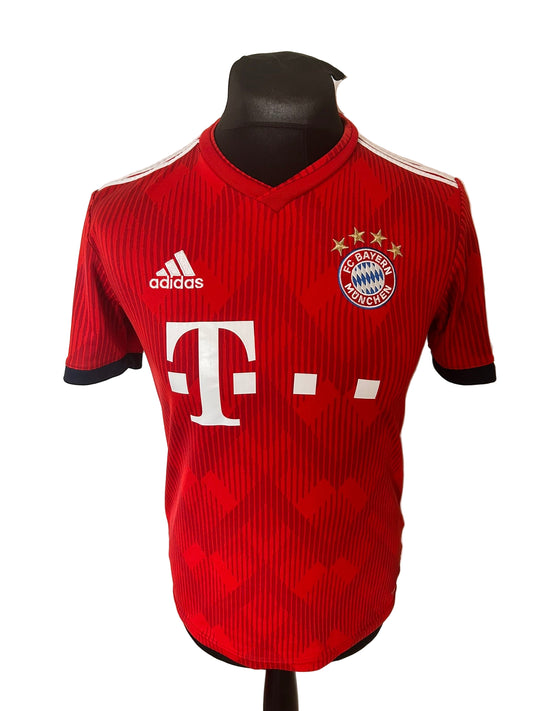 Bayern Munich 2018-19 Home Football Shirt Small Adidas