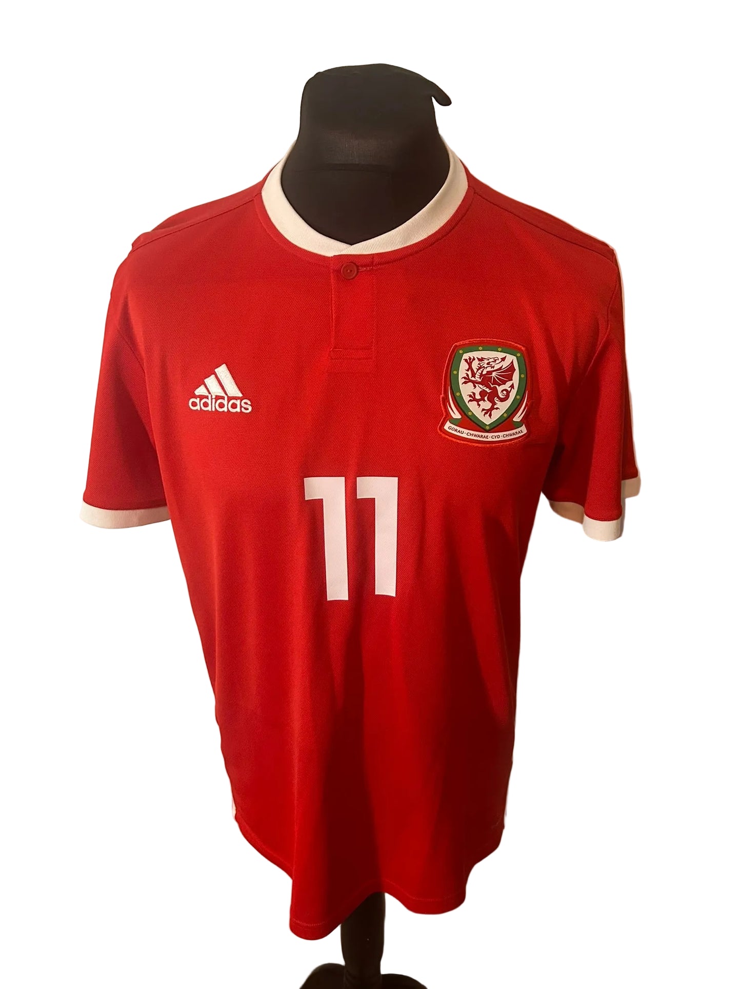 Wales 2018-19 home football shirt, red, Large, Adidas, Gareth Bale, front