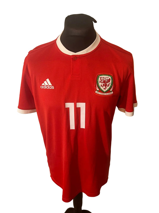 Wales 2018-19 home football shirt, red, Large, Adidas, Gareth Bale, front