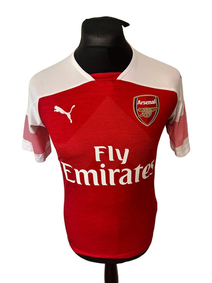 Arsenal 2018-19 home football shirt, red, small, Puma, Mesut Ozil, front