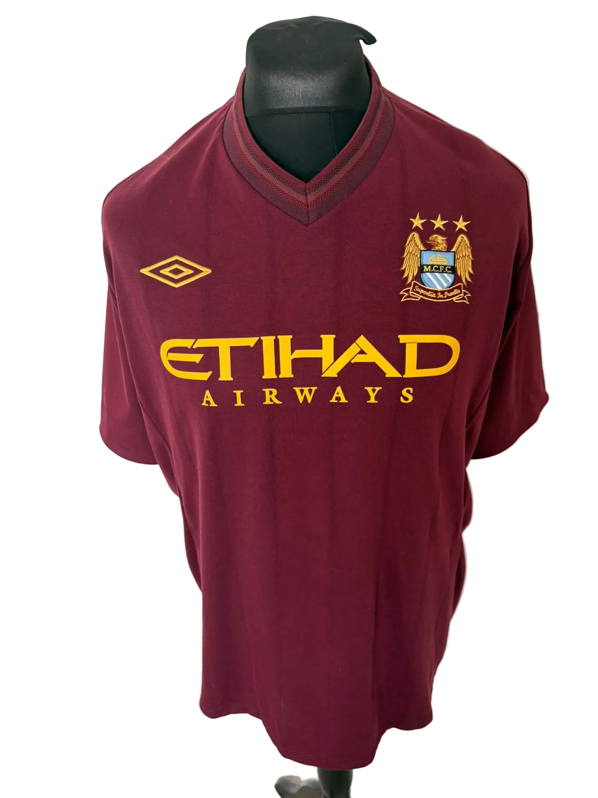 Manchester City 2012-13 away football shirt, burgundy, XXL, 2XL, Umbro, Sergio Aguero, front