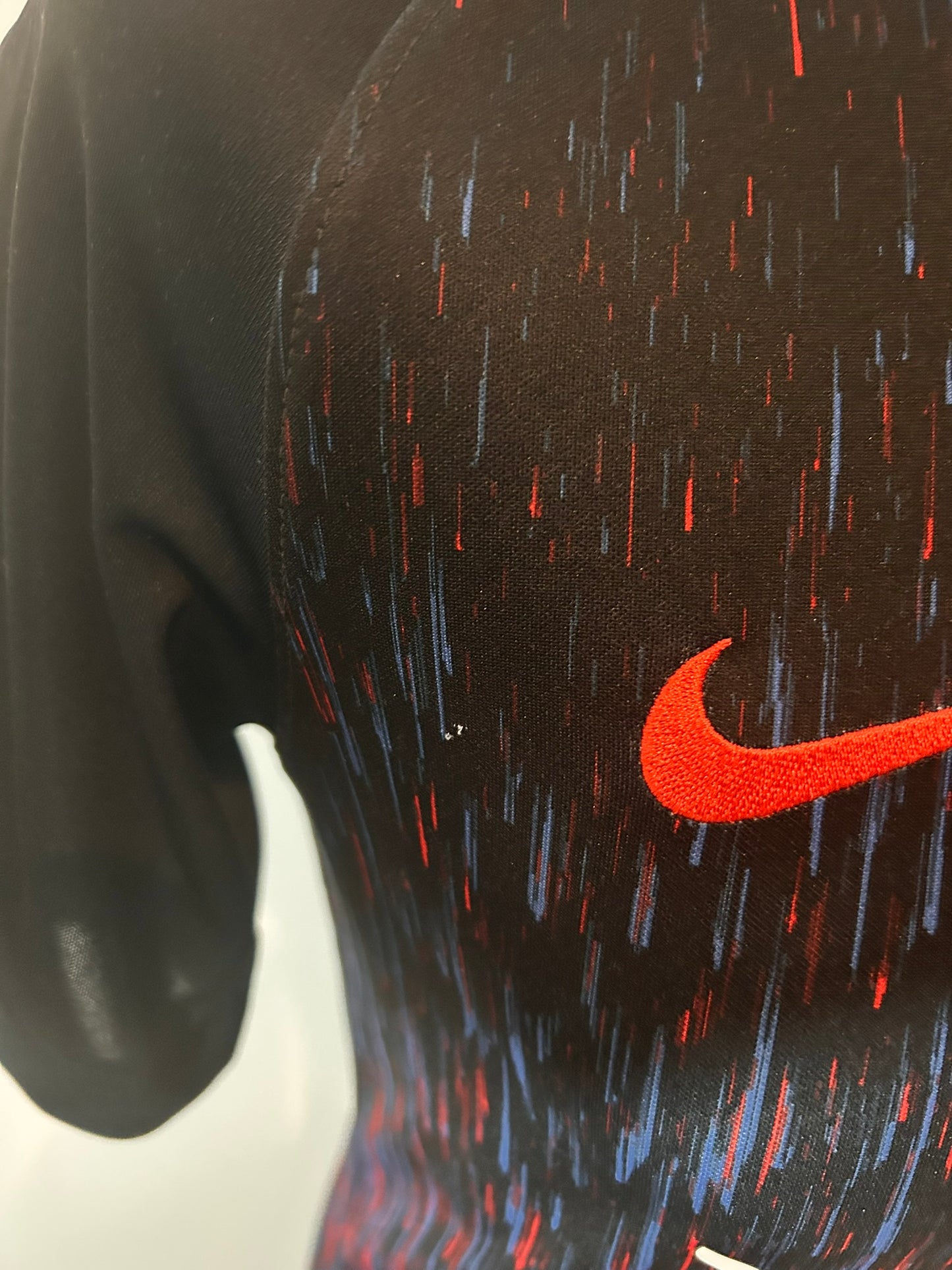 RB Leipzig 2019-20 Third Football Shirt Small Nike