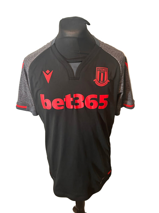 Stoke CIty 2019-20 away football shirt, Macron, extra large, XL, black, front